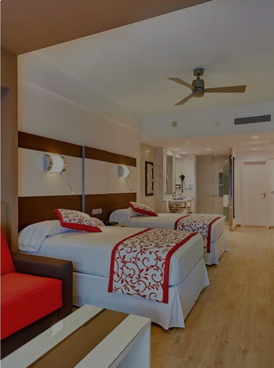 Junior Suite room at Riu Palace Costa Mujeres